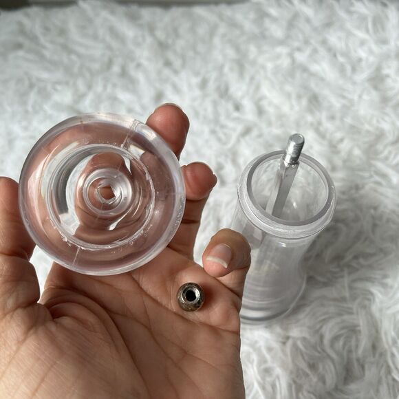 Cole & Mason Lucite Acrylic Pepper/salt Grinder, Used, average condition. - Picture 7 of 14